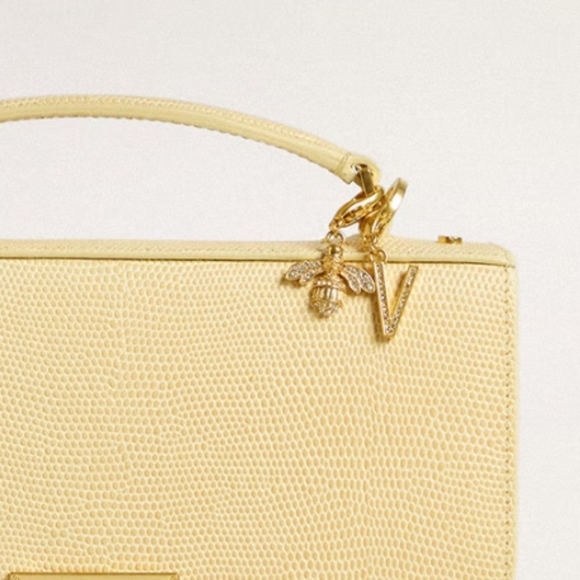 NWT Golden Goose Bee-shaped charm in gold-colored brass with crystals - Picture 5 of 7